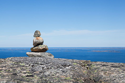 累石堆,上面,岩石构造,小湾,蓝天,挪威