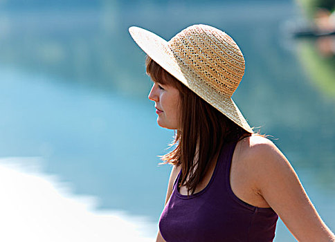 年轻,女人,戴着,太阳,帽子