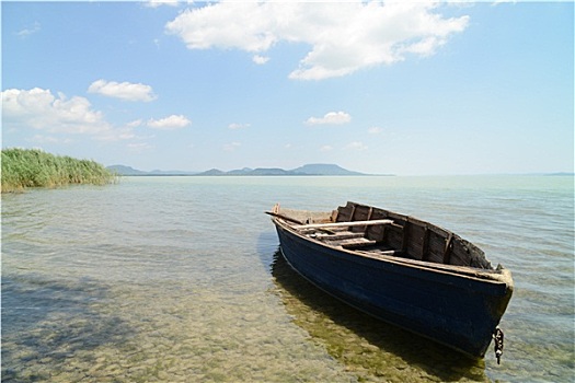 巴拉顿湖,船