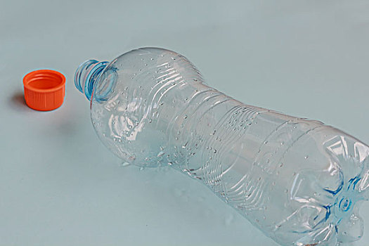 瓶子,淡水