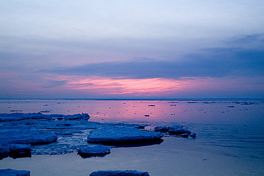 浮冰,日落