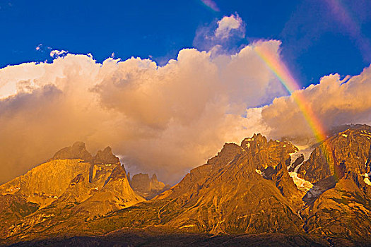 彩虹,日出,托雷德裴恩国家公园,巴塔哥尼亚,智利