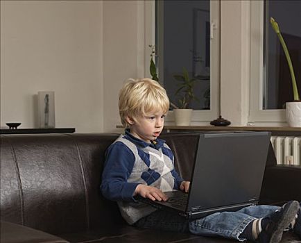 幼儿,工作,笔记本电脑