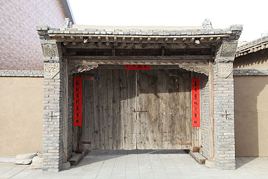 新疆巴里坤,古民宅门楼,中华汉文化建筑艺术在西域的集中体现