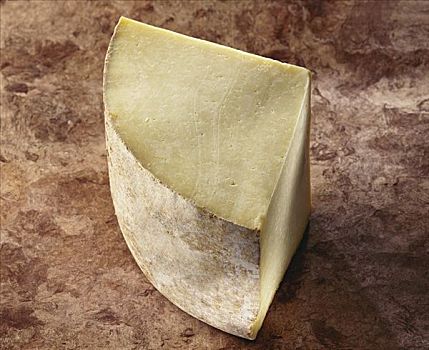 拉吉奥乐,法国,硬乳酪,褐色背景