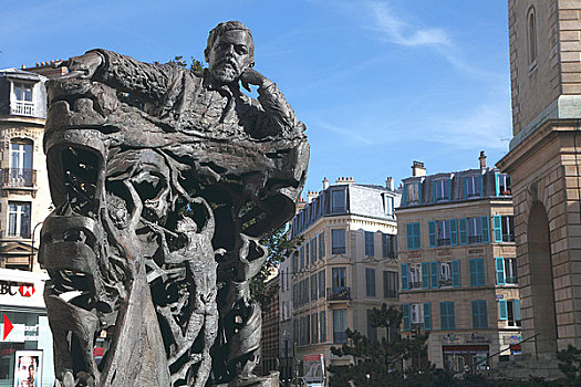 法国,巴黎,伊夫利纳,圣日耳曼昂莱,广场,雕塑