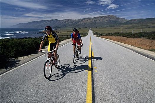骑自行车,1号公路,蒙特里,加利福尼亚,美国