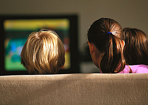 孩子,男孩,女孩,坐,沙发,看电视,后视图