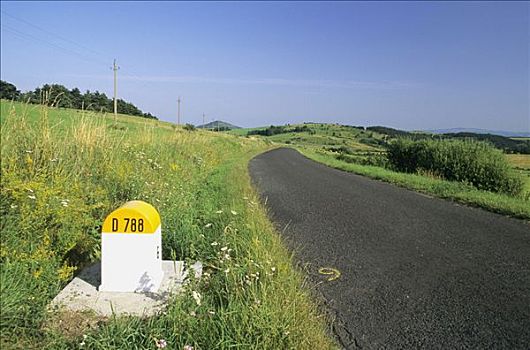 法国,奥弗涅,乡村,道路