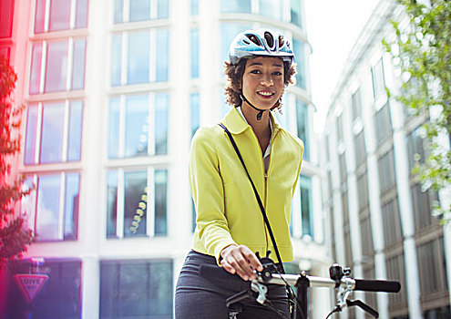 职业女性,推,自行车,城市
