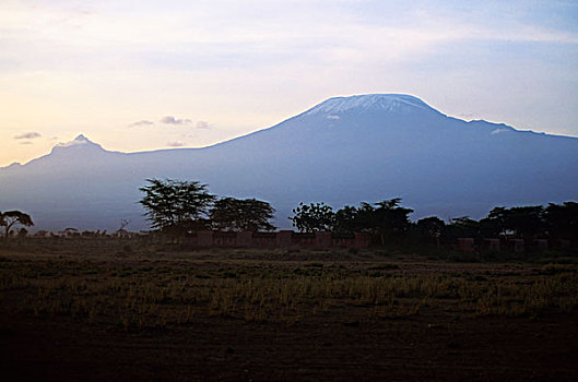 肯尼亚,安伯塞利国家公园,住宿,山,乞力马扎罗山