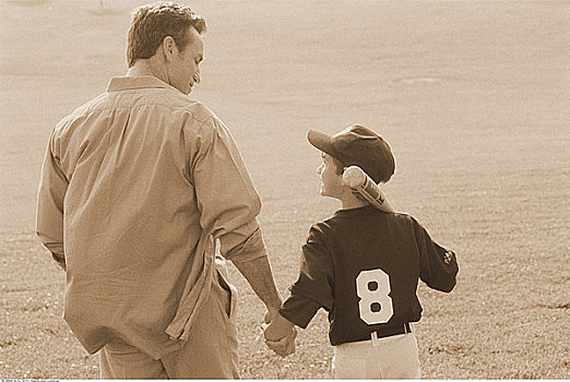 后视图,父亲,儿子,戴着,棒球服,户外