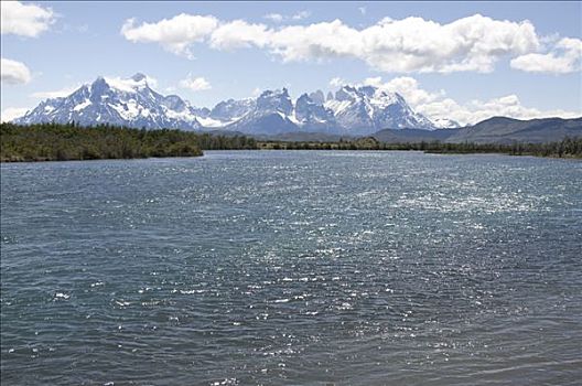 河,正面,山,托雷德裴恩国家公园,智利