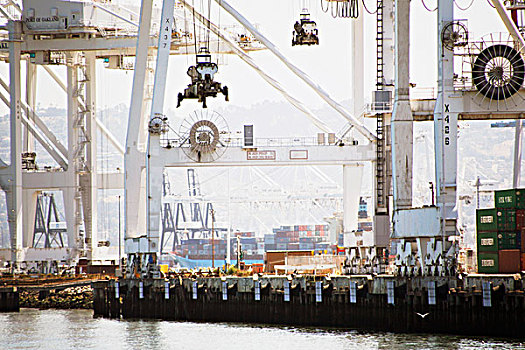 起重机,货物集装箱,商业码头,奥克兰,加利福尼亚,美国