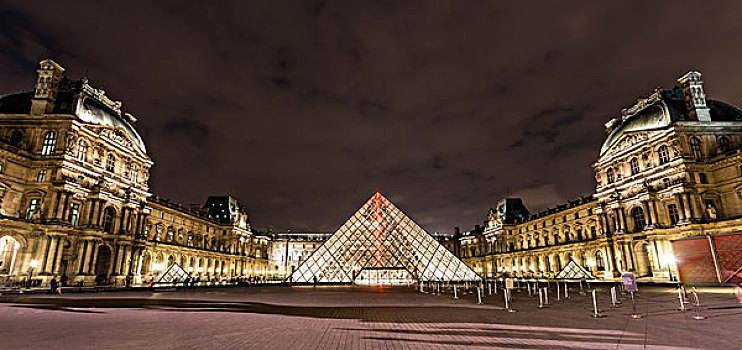 玻璃金字塔,入口,卢浮宫,夜景,巴黎,法兰西岛,法国,欧洲