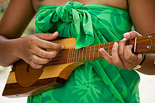 法属玻利尼西亚,社会群岛,特写,塔希提岛,女人,弹吉他