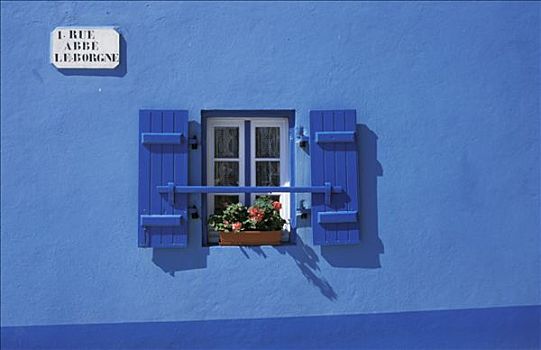 法国,布列塔尼半岛,岛屿,特写,蓝色背景,窗户,蓝色,百叶窗,房子,涂绘,街道