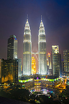 城市,吉隆坡,晚上,光亮,双子塔,远景,马来西亚