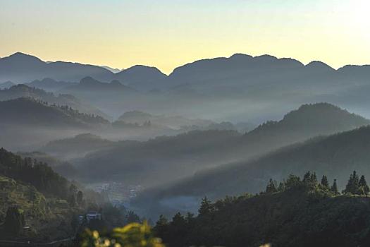 重庆酉阳,丁市镇初秋风景,三