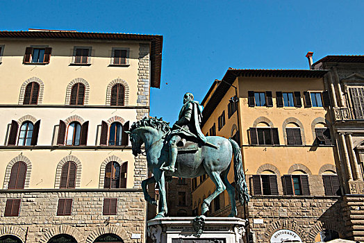 佛罗伦萨骑士雕像