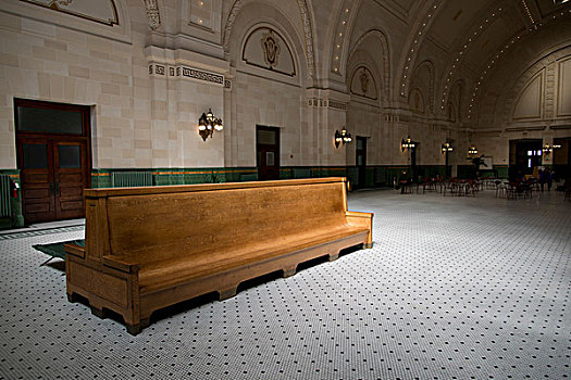 木制长椅,室内,联合车站,西雅图,华盛顿,美国