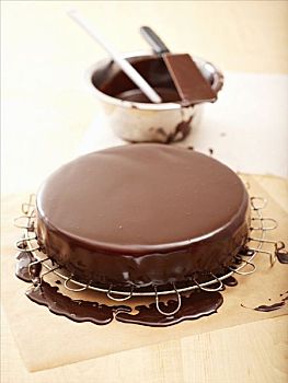 萨赫蛋糕,巧克力糖衣