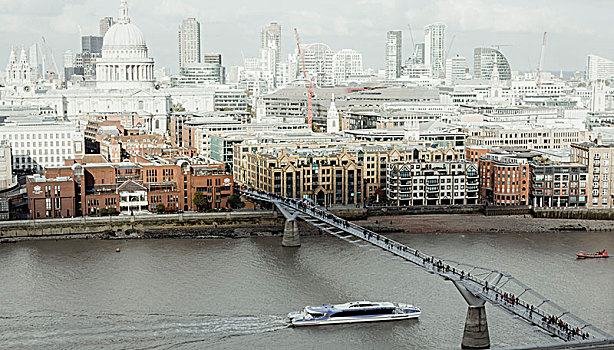 泰晤士河,风景,千禧桥,圣保罗大教堂,伦敦,英格兰,英国