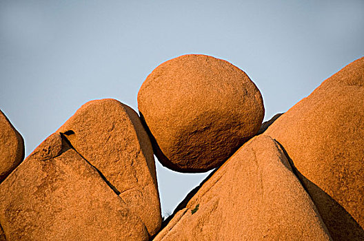 花冈岩,侵蚀,岩层,漂石,巨大的岩石,约书亚树国家公园,莫哈维沙漠,加利福尼亚,美国