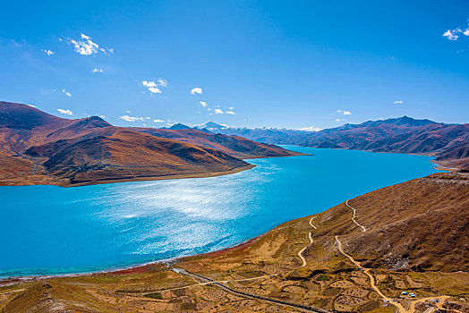 中国西藏圣湖羊卓雍措