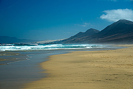 沙滩,干盐湖,富埃特文图拉岛,加纳利群岛,西班牙,欧洲
