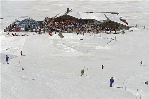 滑雪胜地,意大利