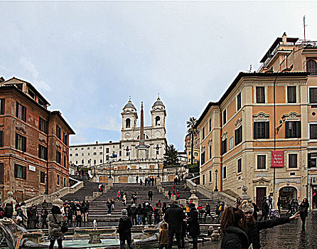 意大利罗马的著名景点-西班牙台阶,又称圣三一教堂的台阶