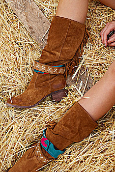 女性,腿,皮革,褐色,稻草包,靴子,放松,谷仓