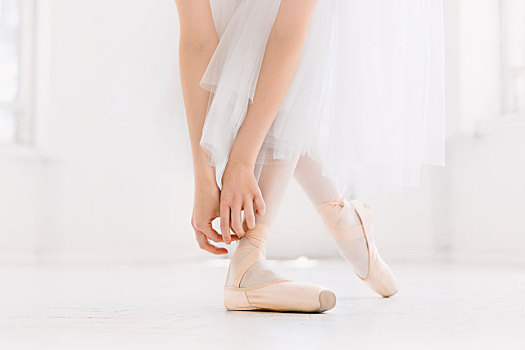 年轻,芭蕾舞女,跳舞,特写,腿,鞋,站立,脚尖站立,位置
