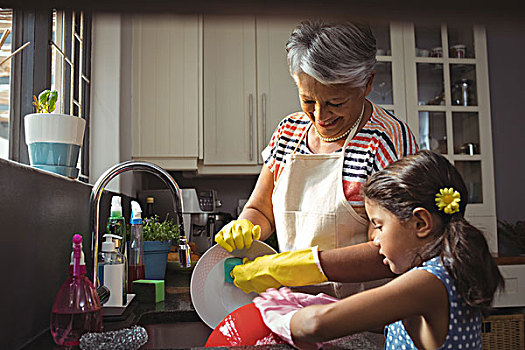 祖母,孙女,洗,器具,厨房,水槽,在家