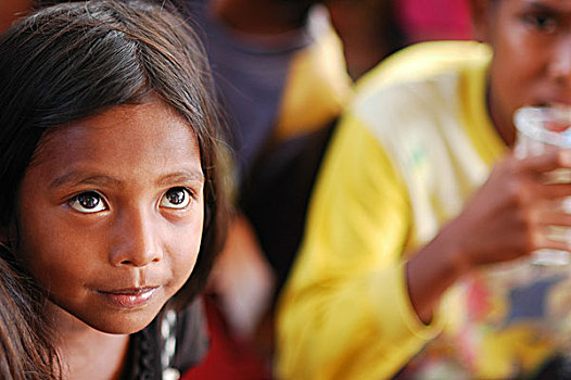 portrait,of,timorese,girl,shouting