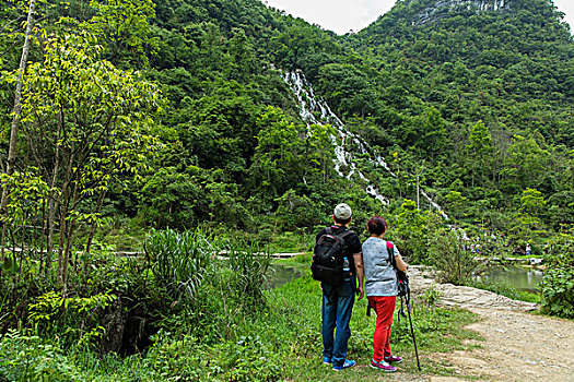 自燃山水