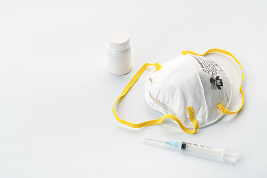 口罩和疫苗,预防新型冠状病毒