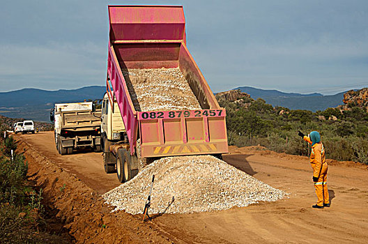 倾卸,卡车,卸载,砾石,街道,道路,建筑,区域,西海角,南非,非洲