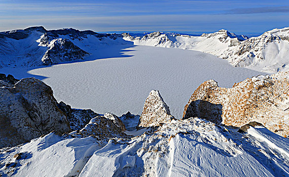 冰雪长白山天池