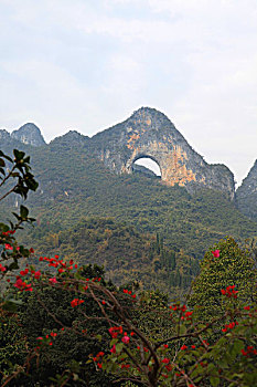 广西月亮山景区