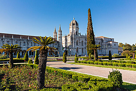 圣玛丽教堂,花园,杰洛尼莫许修道院,16世纪,建筑,特色,曼奴埃尔式,里斯本,葡萄牙