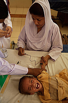 护理,抽血,婴儿,诊断,蝴蝶,针,政府,医院,卡拉奇,巴基斯坦,九月,2006年
