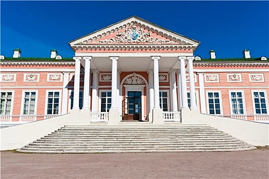 宫殿,库斯科沃