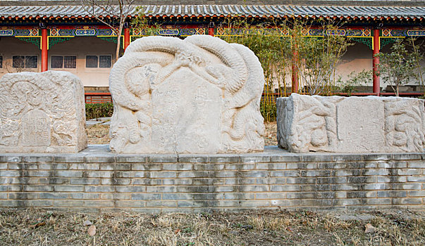 韩王庙与昼锦堂,石碑