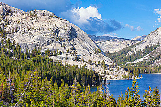 湖,优胜美地国家公园,加利福尼亚,美国