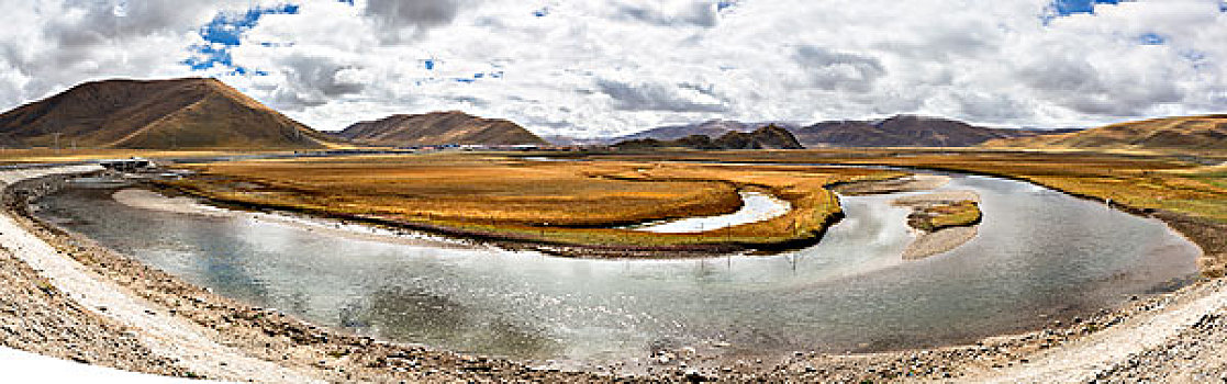 青藏高原湿地风光