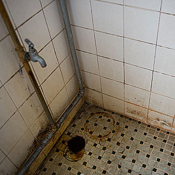 老,脏,浴室,生锈,水龙头