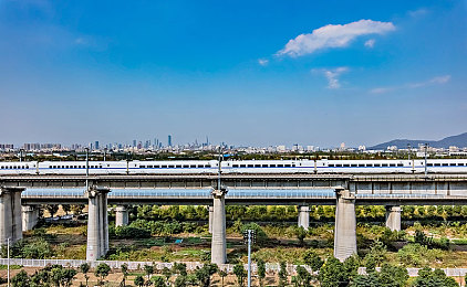 安徽省合肥市高铁火车站建筑景观_图片素材