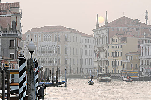 汽艇,小船,大运河,邸宅,停止,威尼斯,威尼托,意大利,欧洲